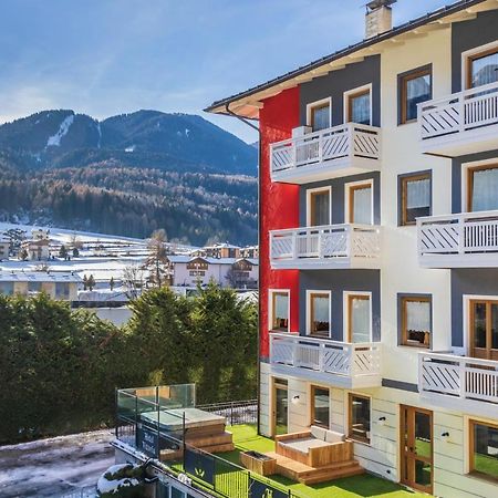 Hotel Vittoria - Ricarica L'Anima Dimaro Luaran gambar