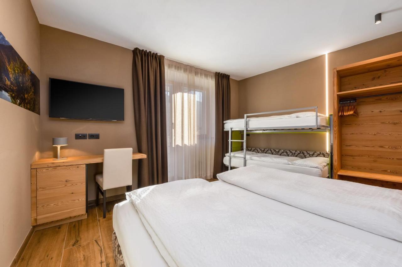 Hotel Vittoria - Ricarica L'Anima Dimaro Luaran gambar