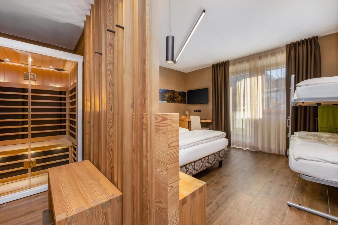 Hotel Vittoria - Ricarica L'Anima Dimaro Luaran gambar