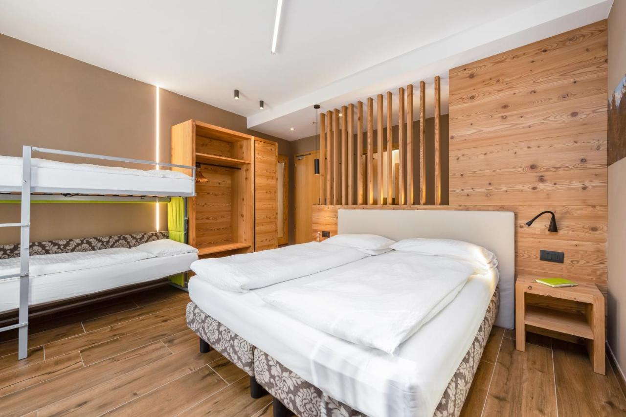 Hotel Vittoria - Ricarica L'Anima Dimaro Luaran gambar