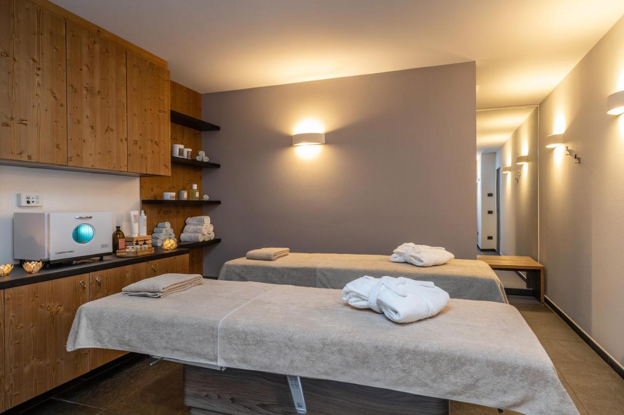 Hotel Vittoria - Ricarica L'Anima Dimaro Luaran gambar